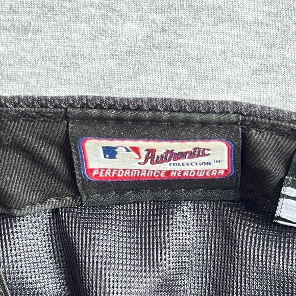 New Era Boston Red Sox Performance Cap Hat 7 1/8 Logo Blue Red Polyester MLB - Picture 4 of 9